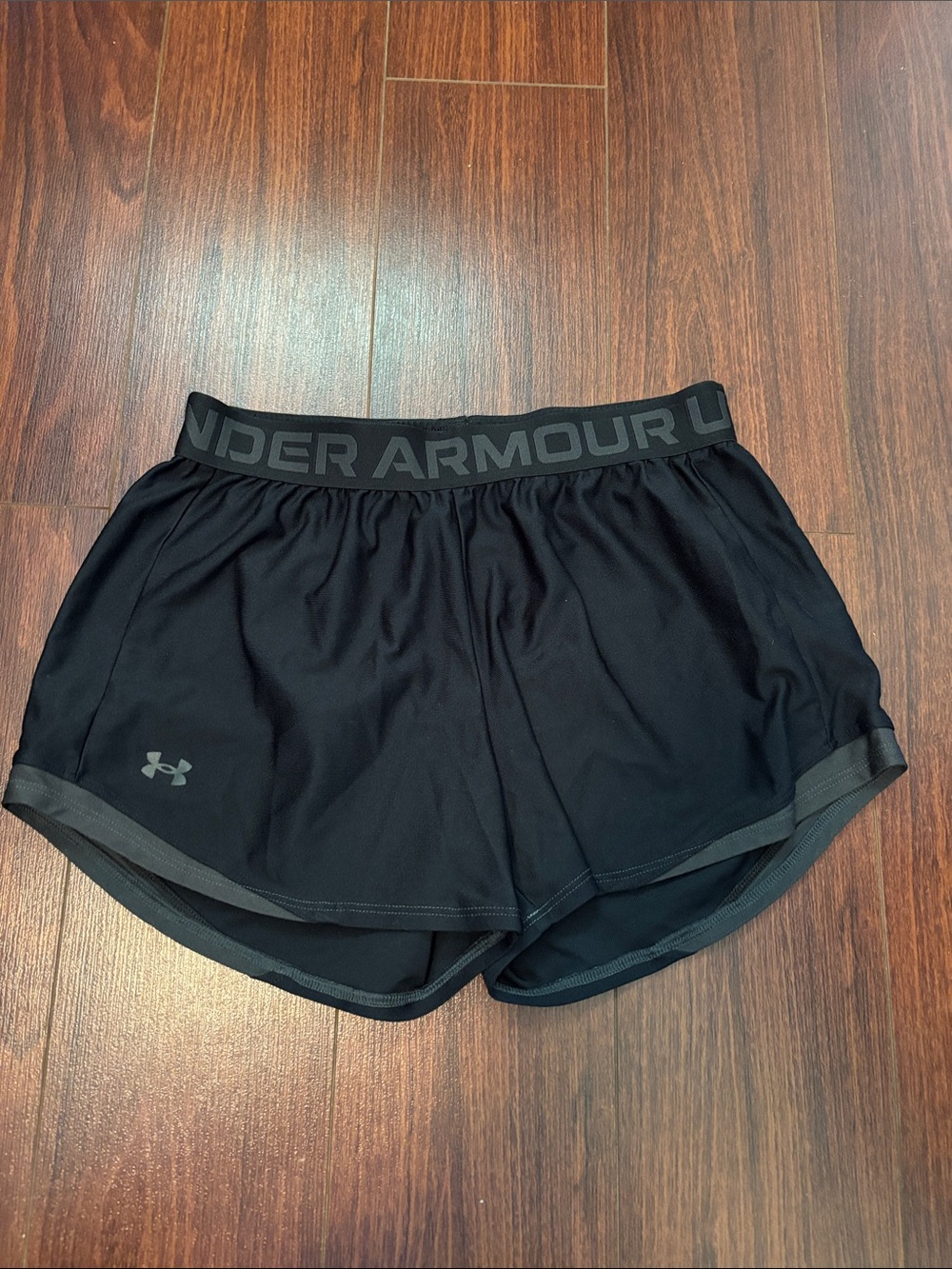 Under Armour Black Women's Athletic Shorts with Logo Waistband